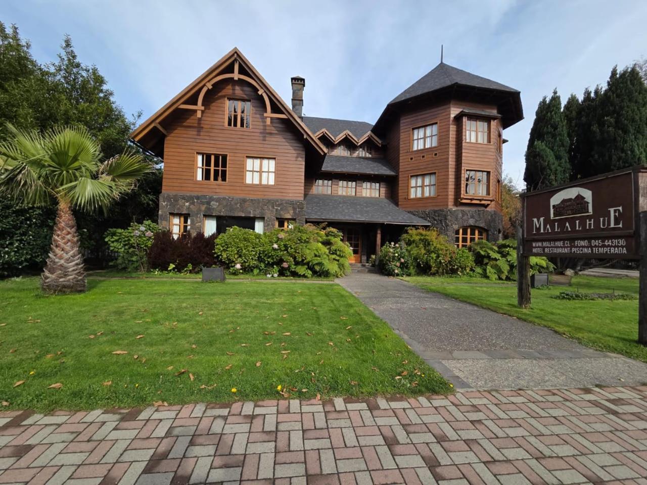 Hotel Malalhue Pucon Exterior photo